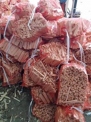Top Quality kindling sticks from excellent joinery offcuts